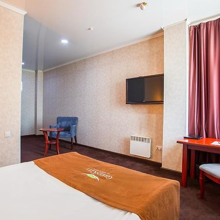 Green City Hotel 比什凯克 外观 照片