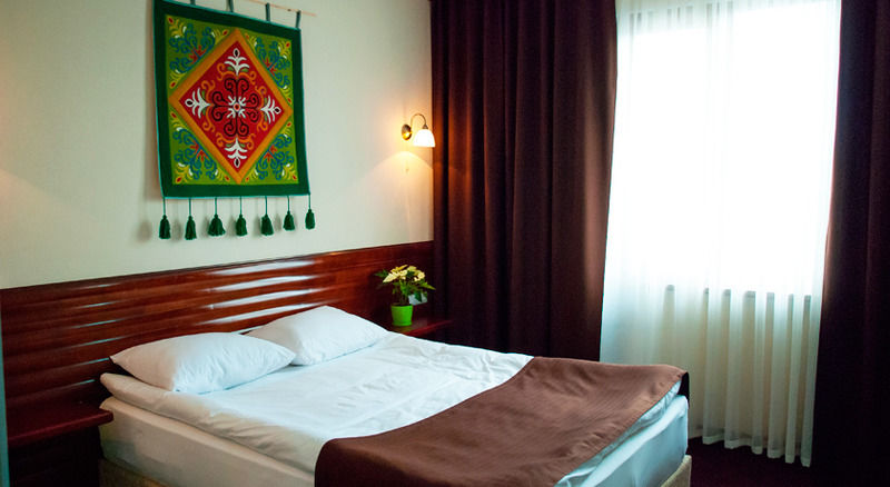 Green City Hotel 比什凯克 外观 照片