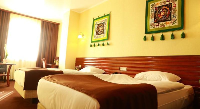 Green City Hotel 比什凯克 外观 照片