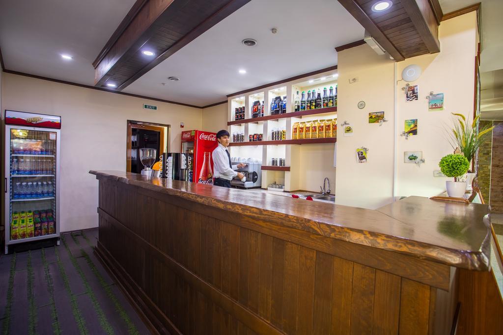 Green City Hotel 比什凯克 外观 照片