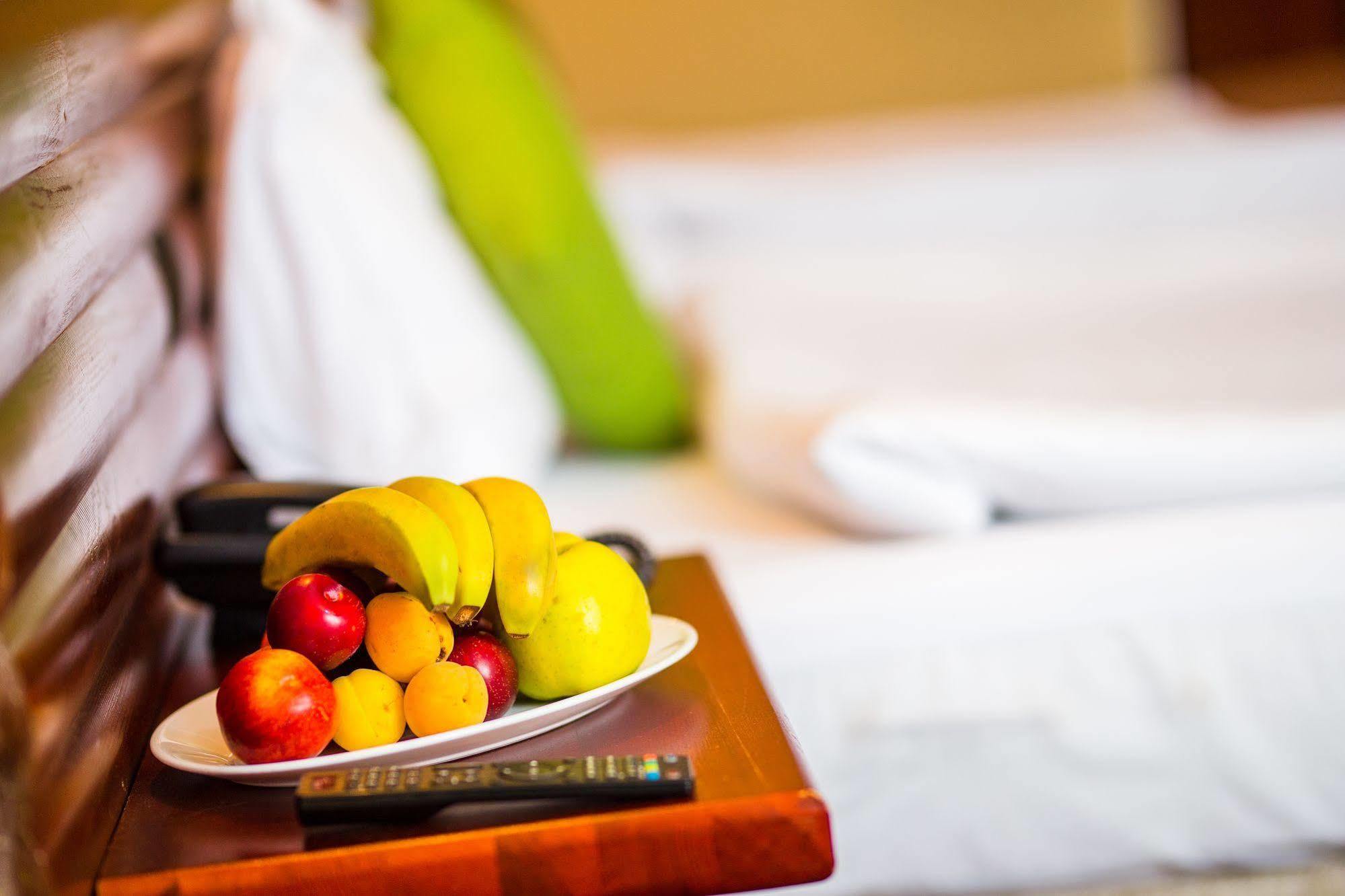 Green City Hotel 比什凯克 外观 照片